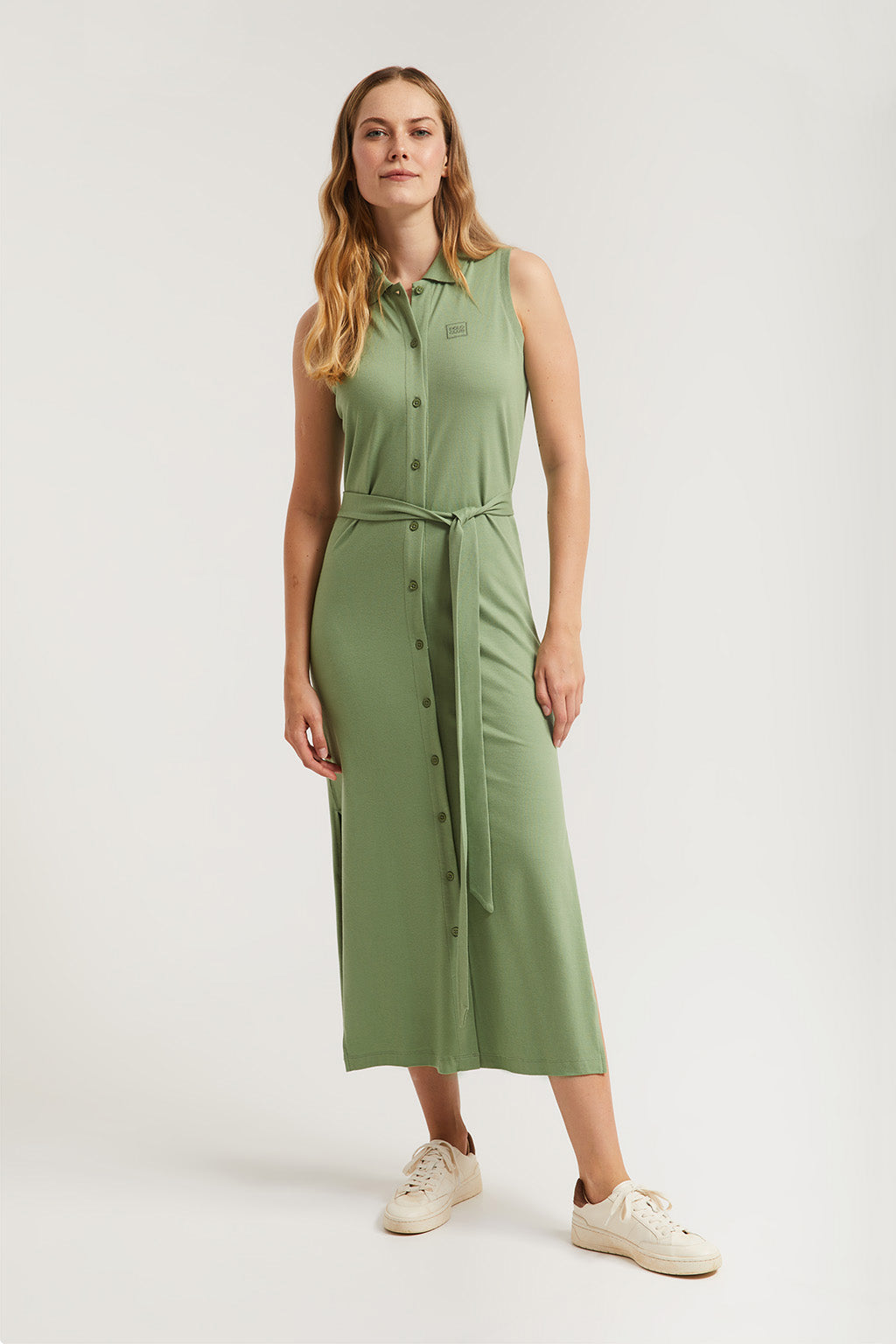 Robe verte sans manches a logo brode ton sur ton