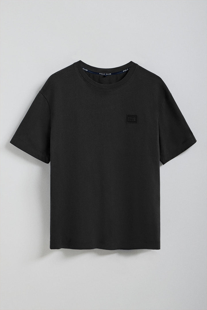 T-Shirt Saul schwarz mit Peach-Effekt und gummiertem Polo Club Twill-Aufnäher