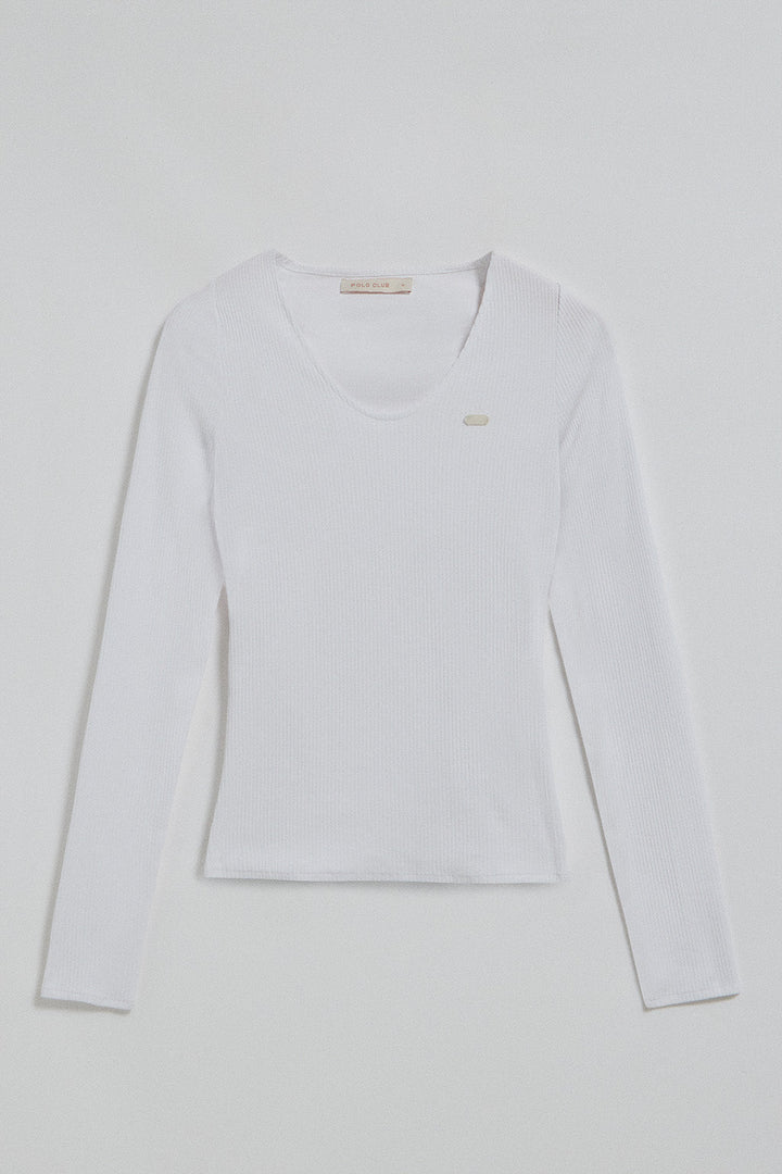 White tee Penelope with Polo Club pearly button