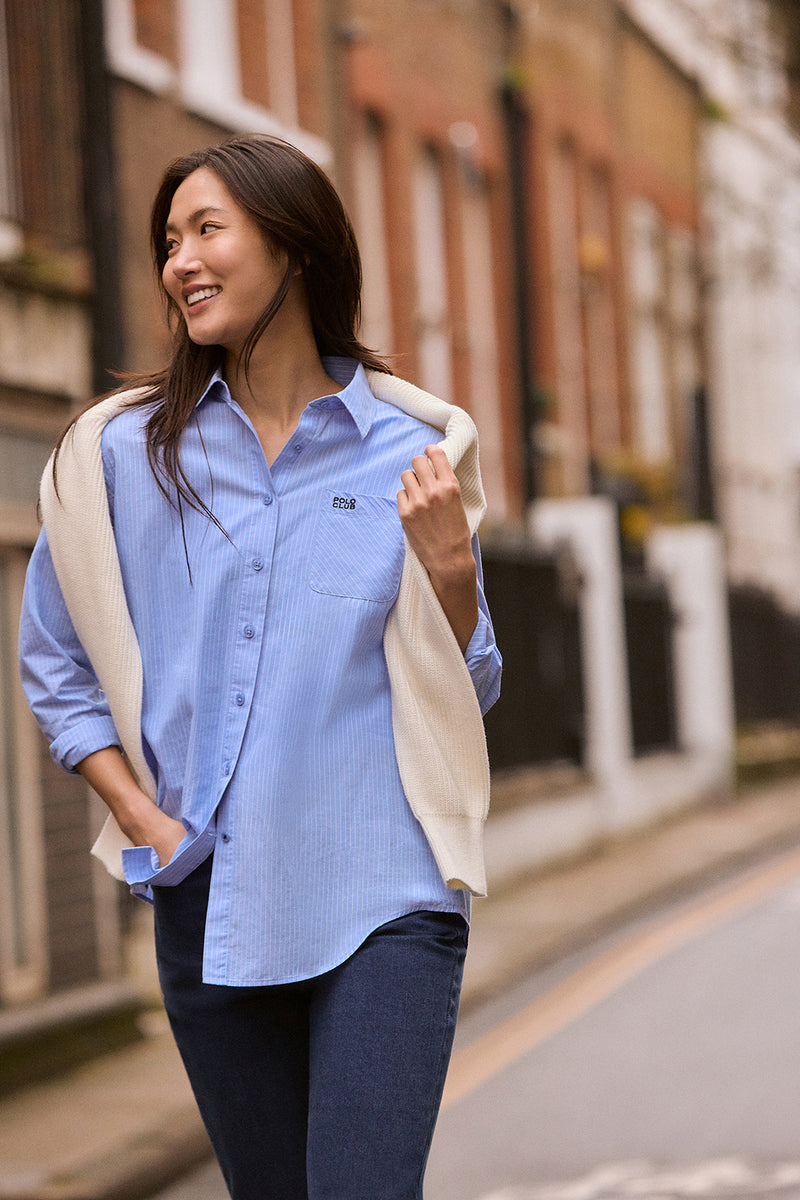 Outfits Blaues Hemd Pullover Blaues Hemd Grauer Pullover Herren