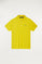 Polo amarillo infantil de manga corta con logo bordado a contraste