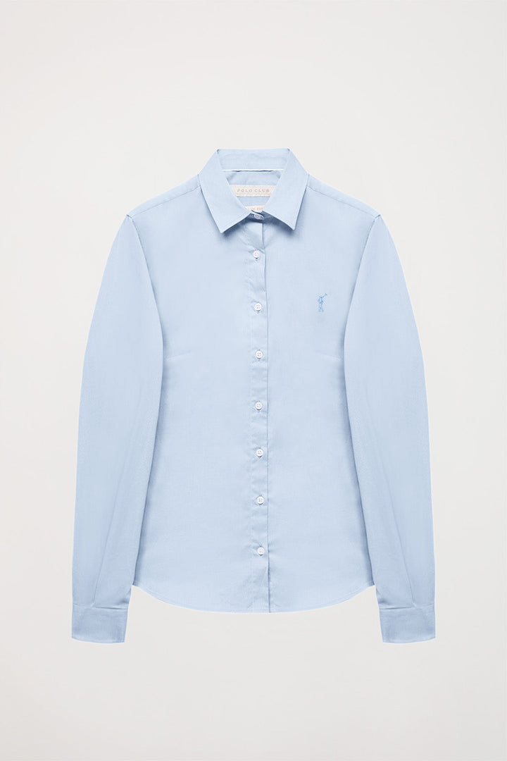 Camisa entallada azul cielo de popelín con logo bordado