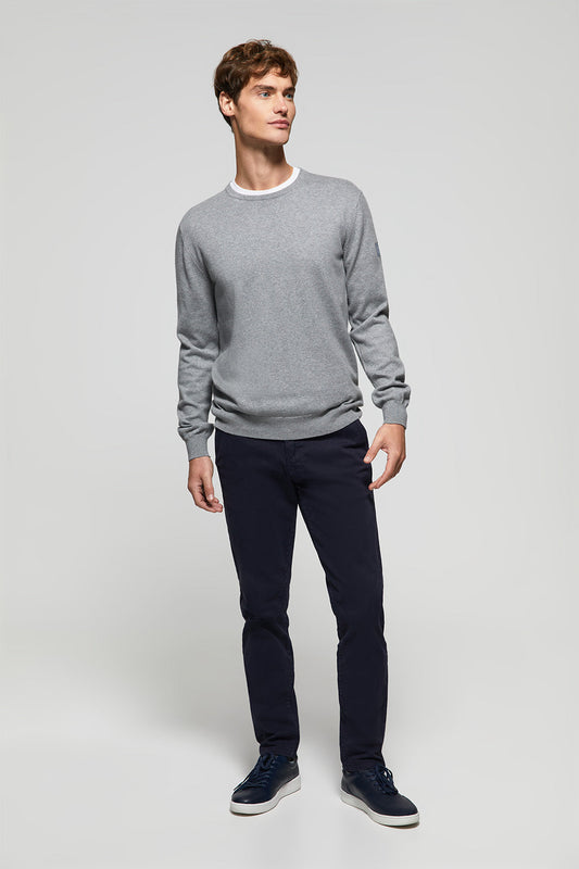 Grey round-neck cashmere jumper