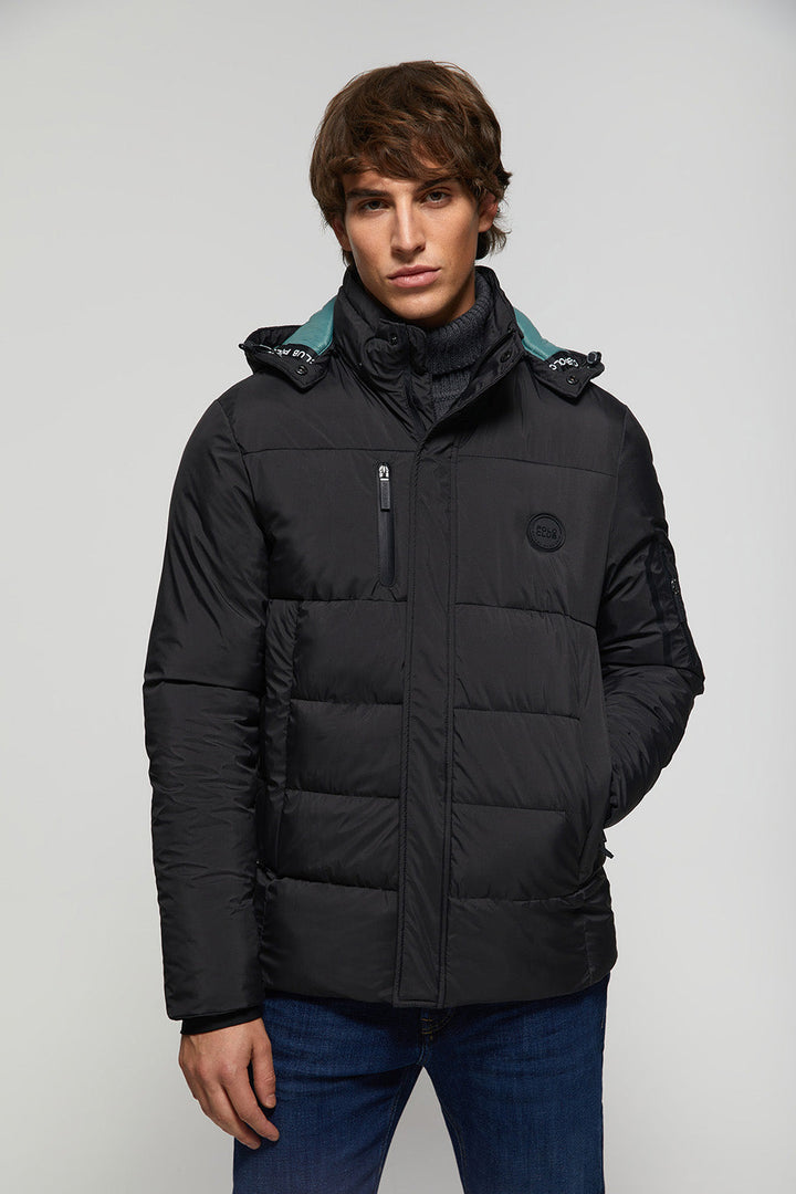Black après-ski puffer jacket with detachable hood