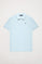 Piqué-Poloshirt himmelblau mit Knopfleiste mit drei Knöpfen und Logo-Stickerei in Kontrastfarbe