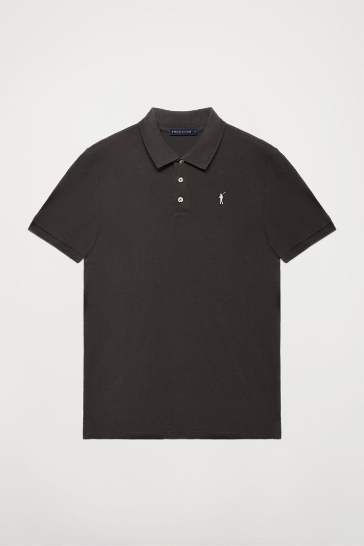 Asphalt pique polo shirt with three-button placket and contrast embroidered logo