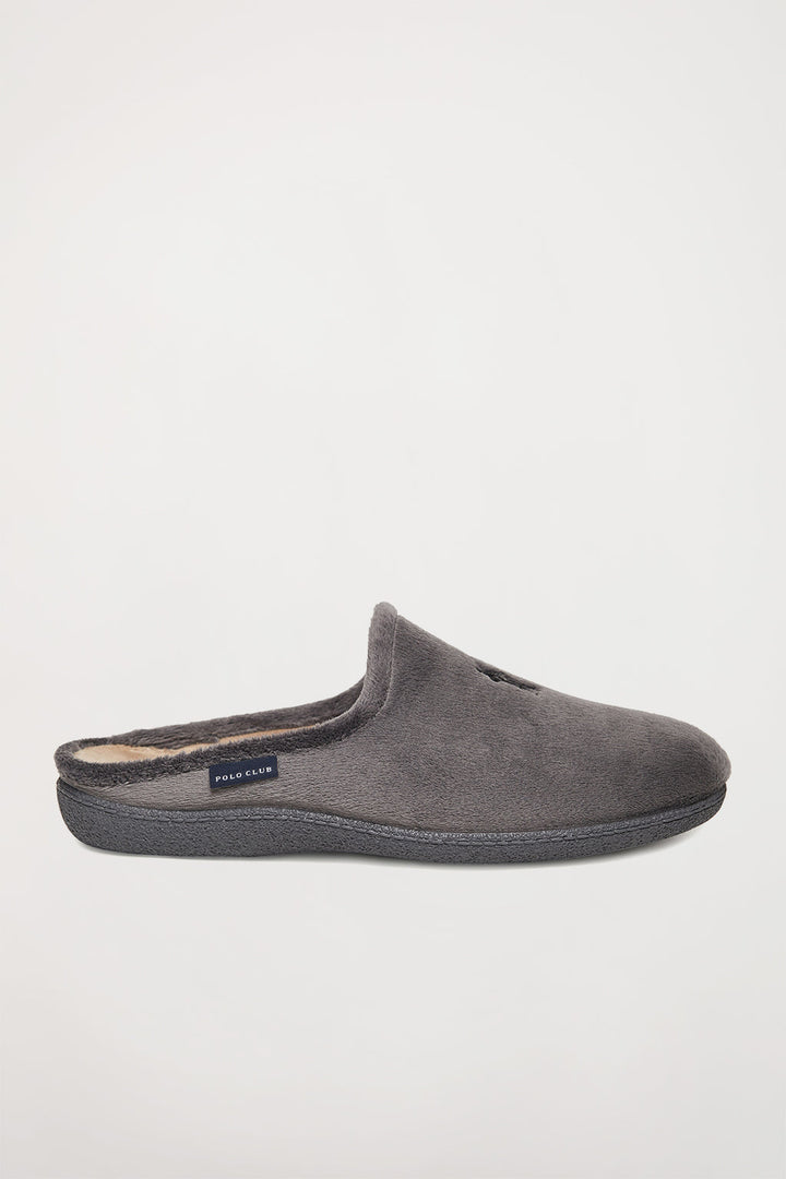 Grey slippers with front embroidered logo in contrast colour