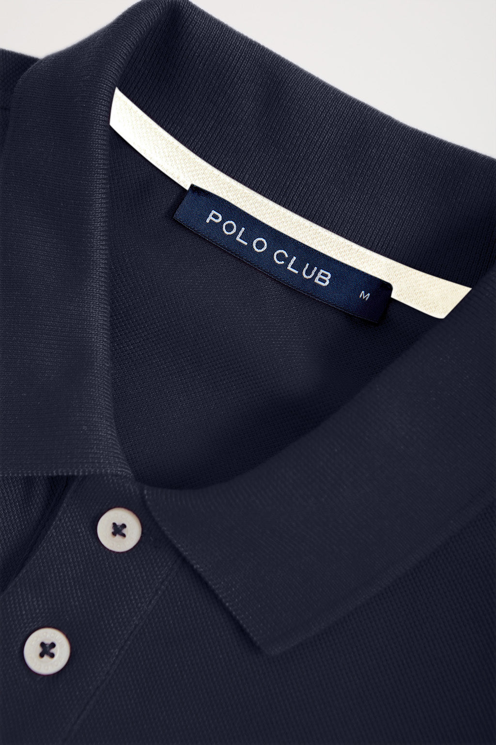 Camisa entallada azul marino, logo bordado – Polo Club