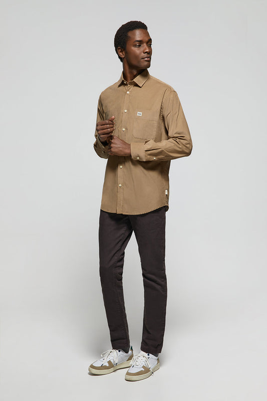 Zandkleurig hemd van ribfluweel met zakken en Polo Club-detail