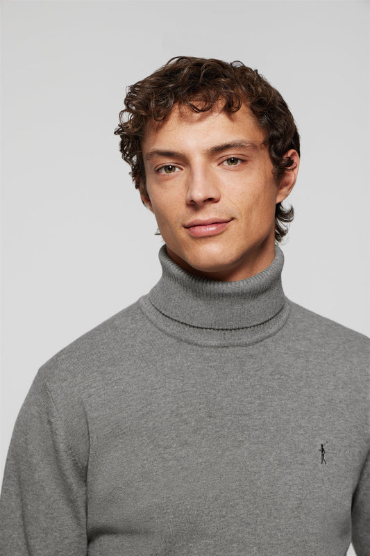 Schlichter Pullover grau meliert mit hohem Kragen und Rigby Go Logo