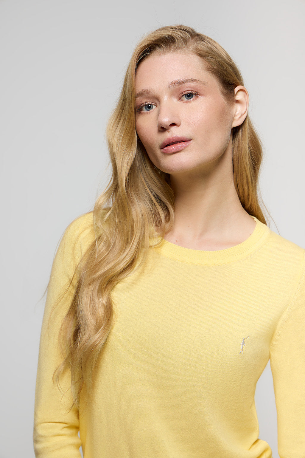 Maglione giallo hotsell