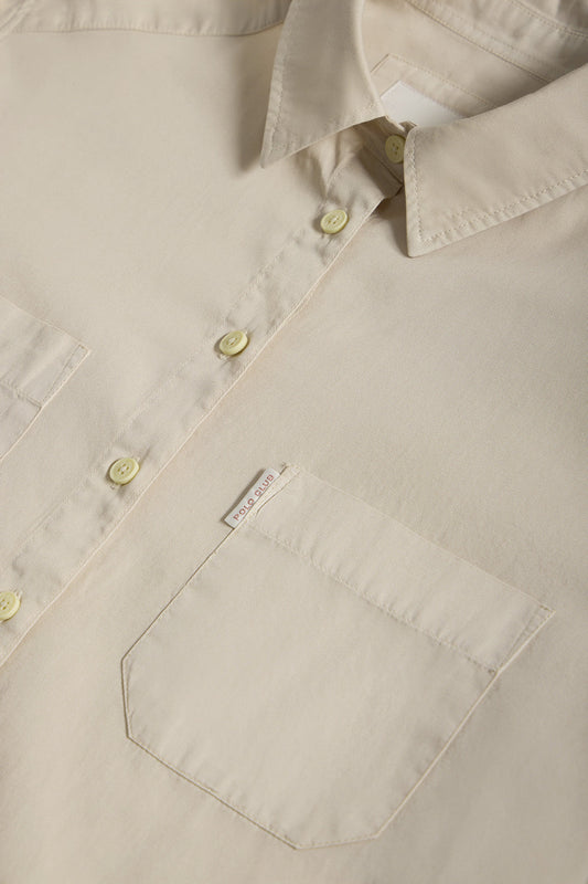 Locker geschnittenes Hemd sandfarben mit Taschen und Polo Club Etikett